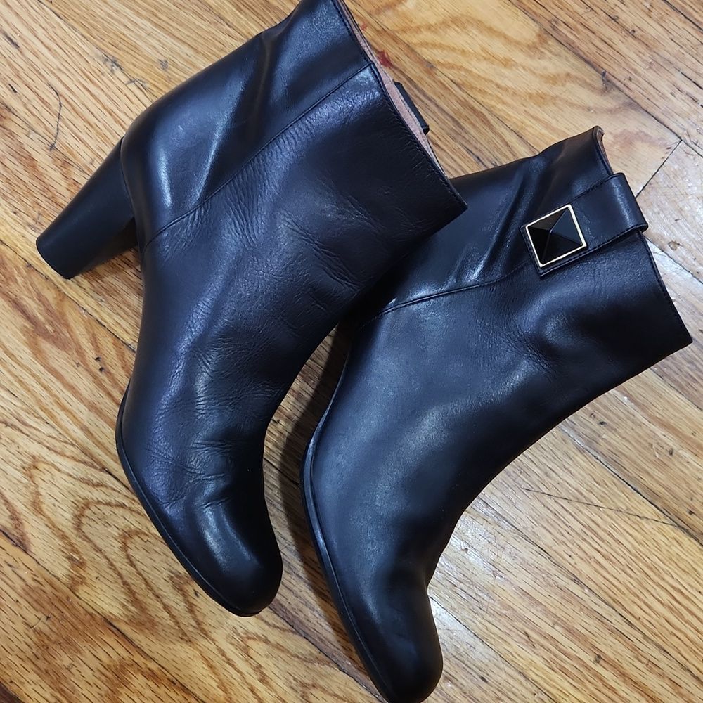 Marc Jacobs heels boots